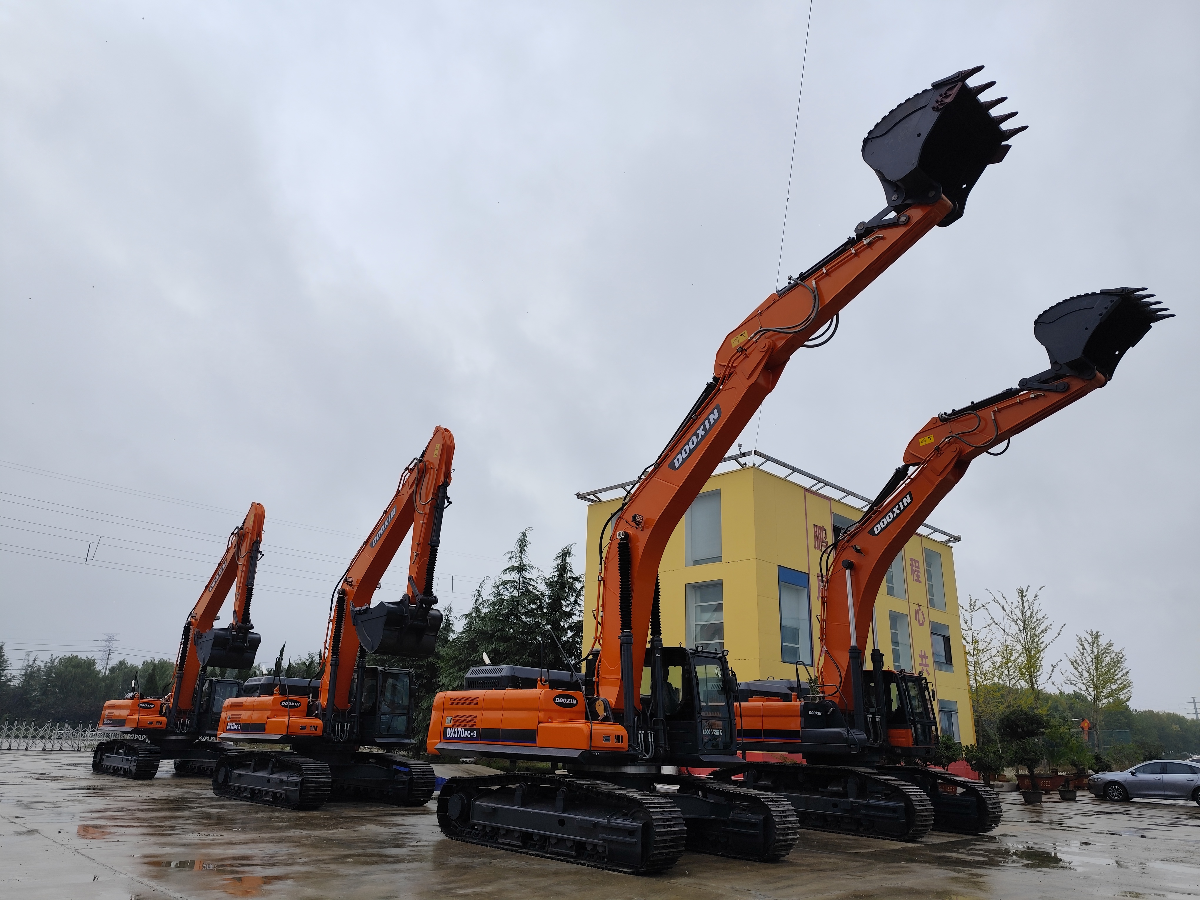 Asiakkaiden delegaatio Ecuadorista vierailee.