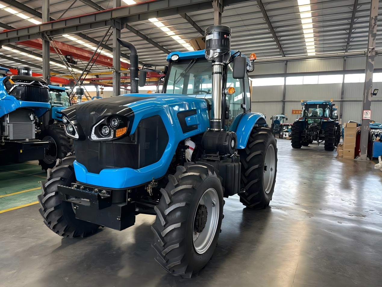 Kiinalaisista suuritehoisista traktoreista tulee Afrikan suurviljelyn tärkein voima